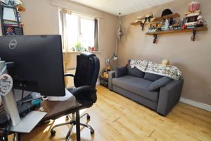 CAMPERNELL CLOSE- click for photo gallery